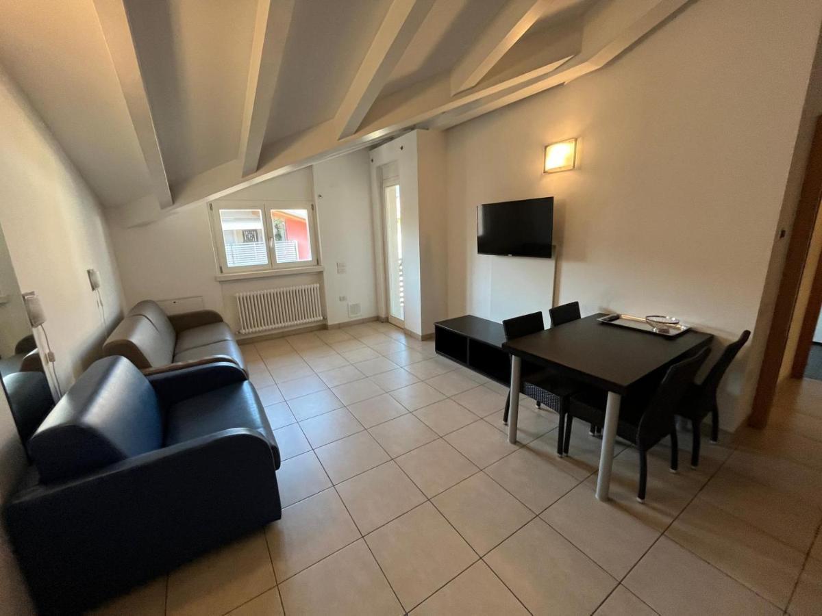 4 Limoni Apartment Resort Riva del Garda Extérieur photo