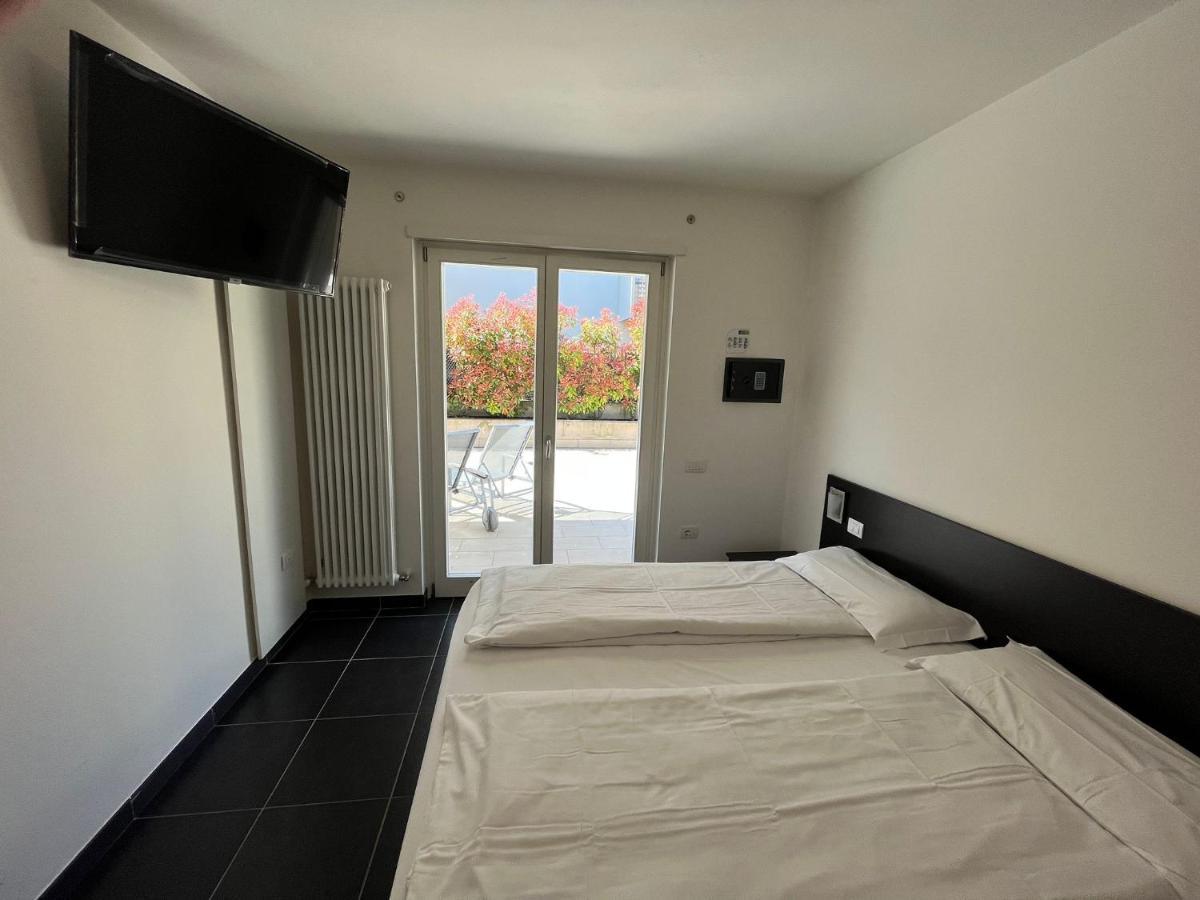 4 Limoni Apartment Resort Riva del Garda Extérieur photo