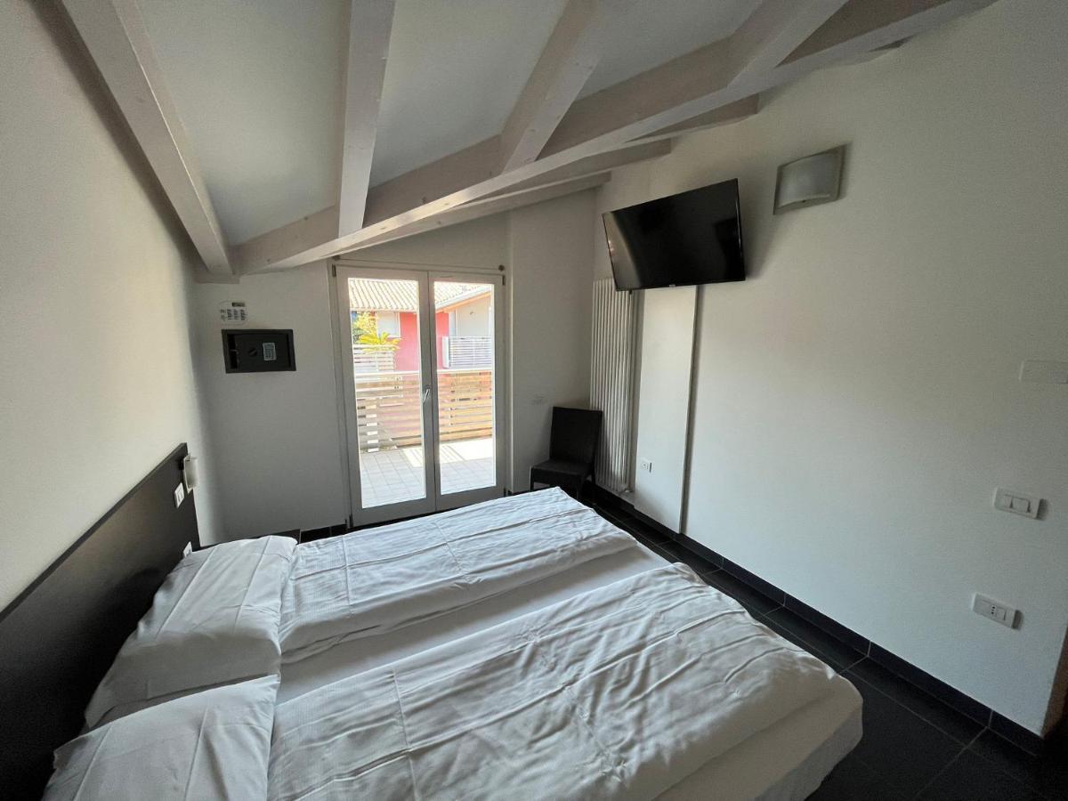4 Limoni Apartment Resort Riva del Garda Extérieur photo