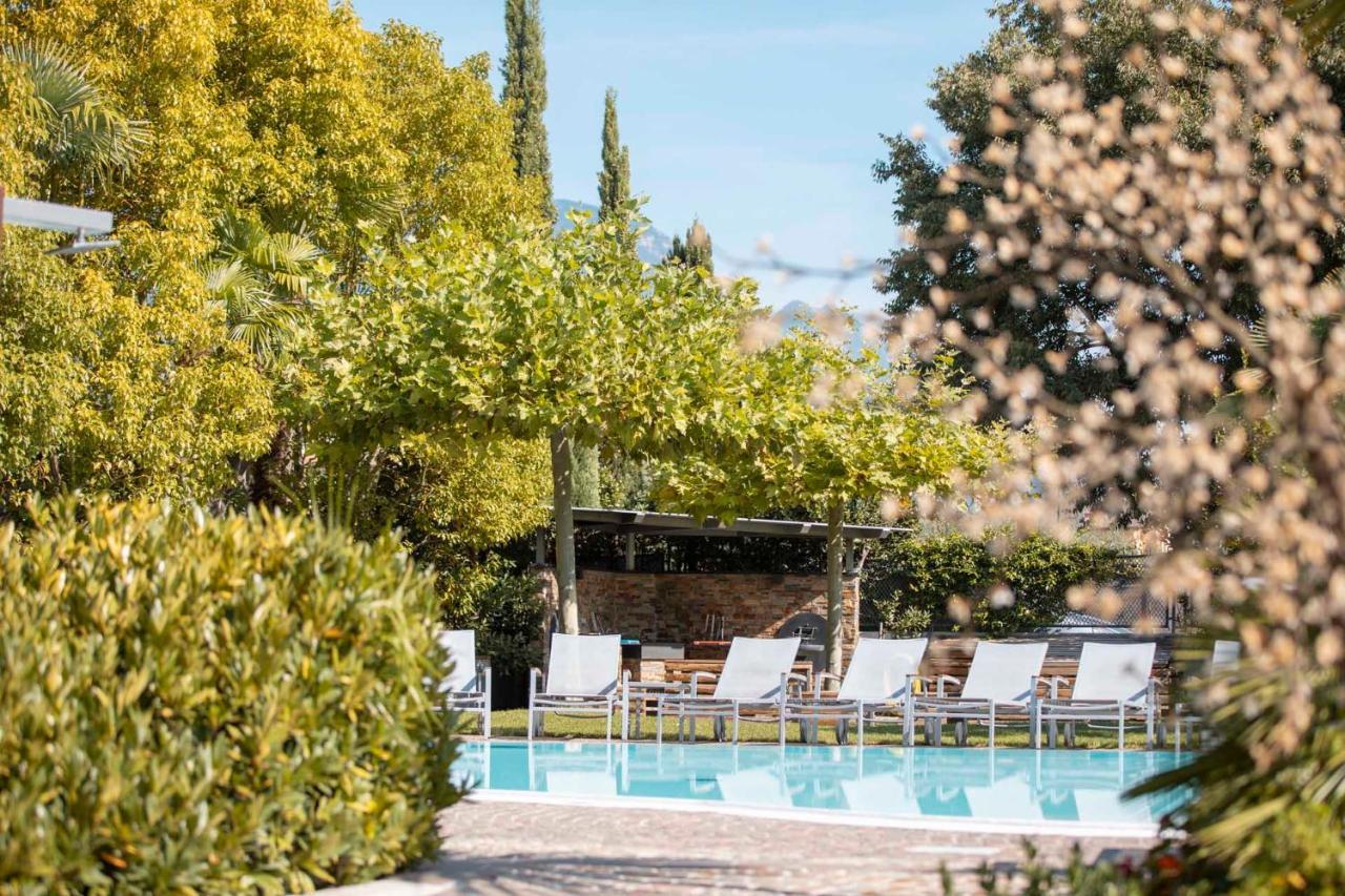 4 Limoni Apartment Resort Riva del Garda Extérieur photo
